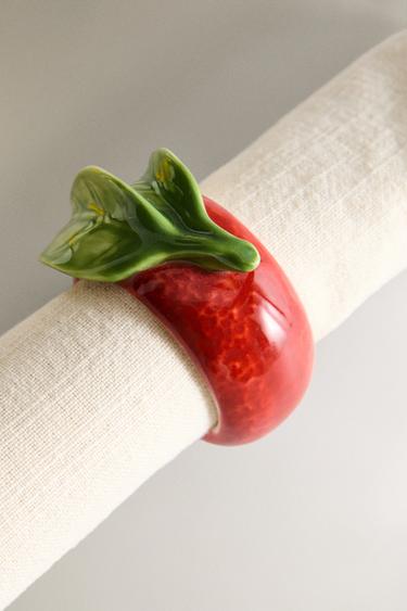 PACK OF FRUIT PORCELAIN NAPKIN RINGS (PACK OF 4) - Yellow by Zara - Image 3