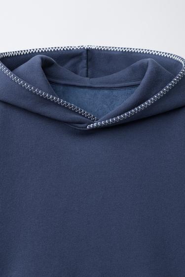SWEAT À CAPUCHE SURPIQÛRES - Bleu / Indigo de Zara - Image 2