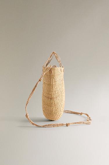 MINI WOVEN TOTE BAG WITH KNOTS - Light beige by Zara - Image 2