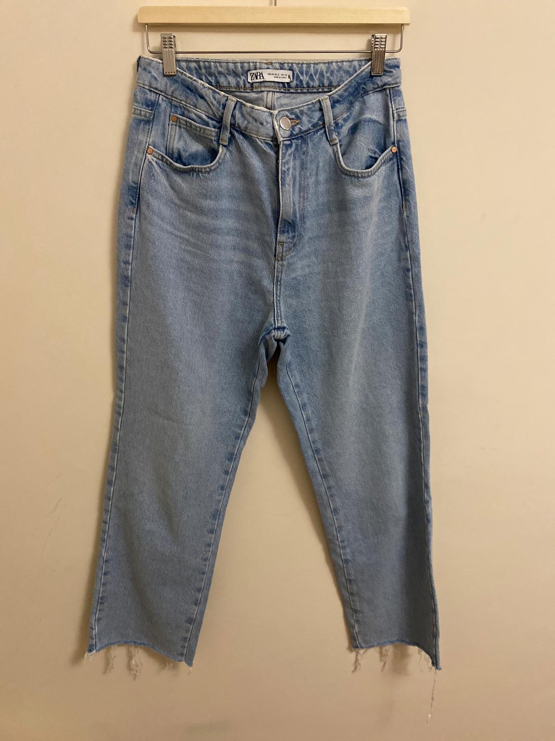 Z1975 HIGH-RISE STRAIGHT JEANS
