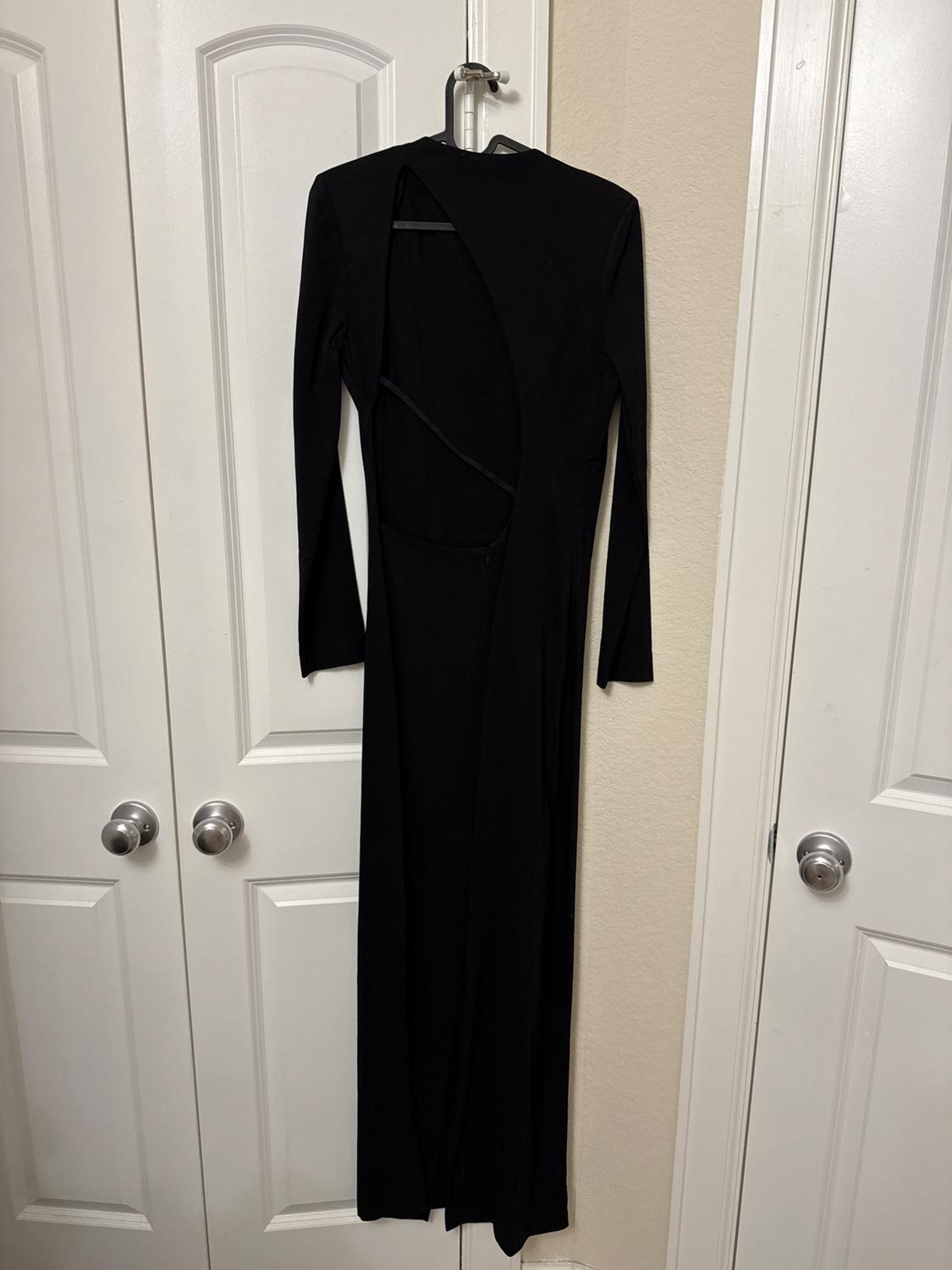 OPEN BACK DRESS LIMITED EDITION - Image 4