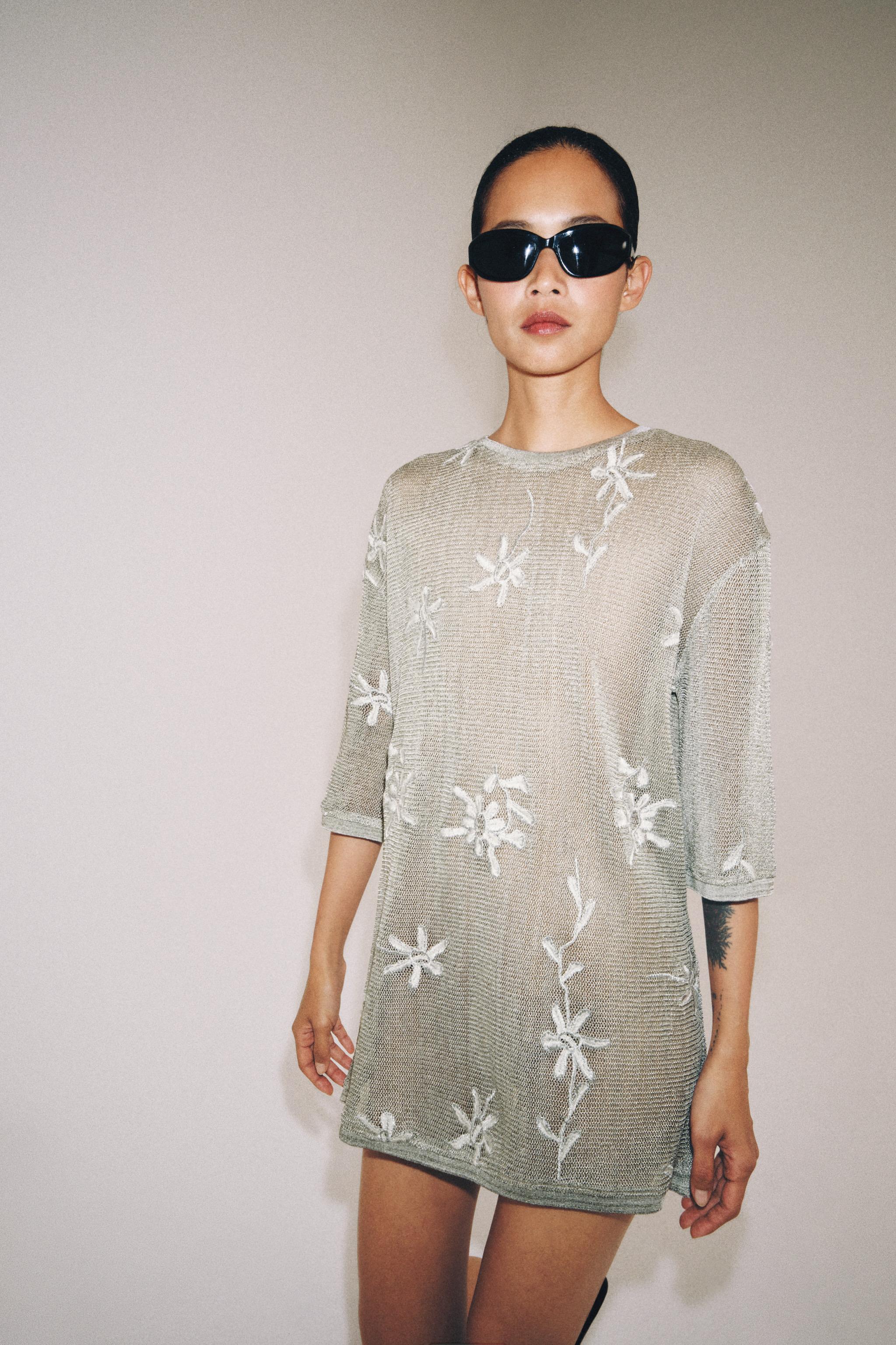 TOP OVERSIZE EN MAILLE FIL MÉTALLISÉ
