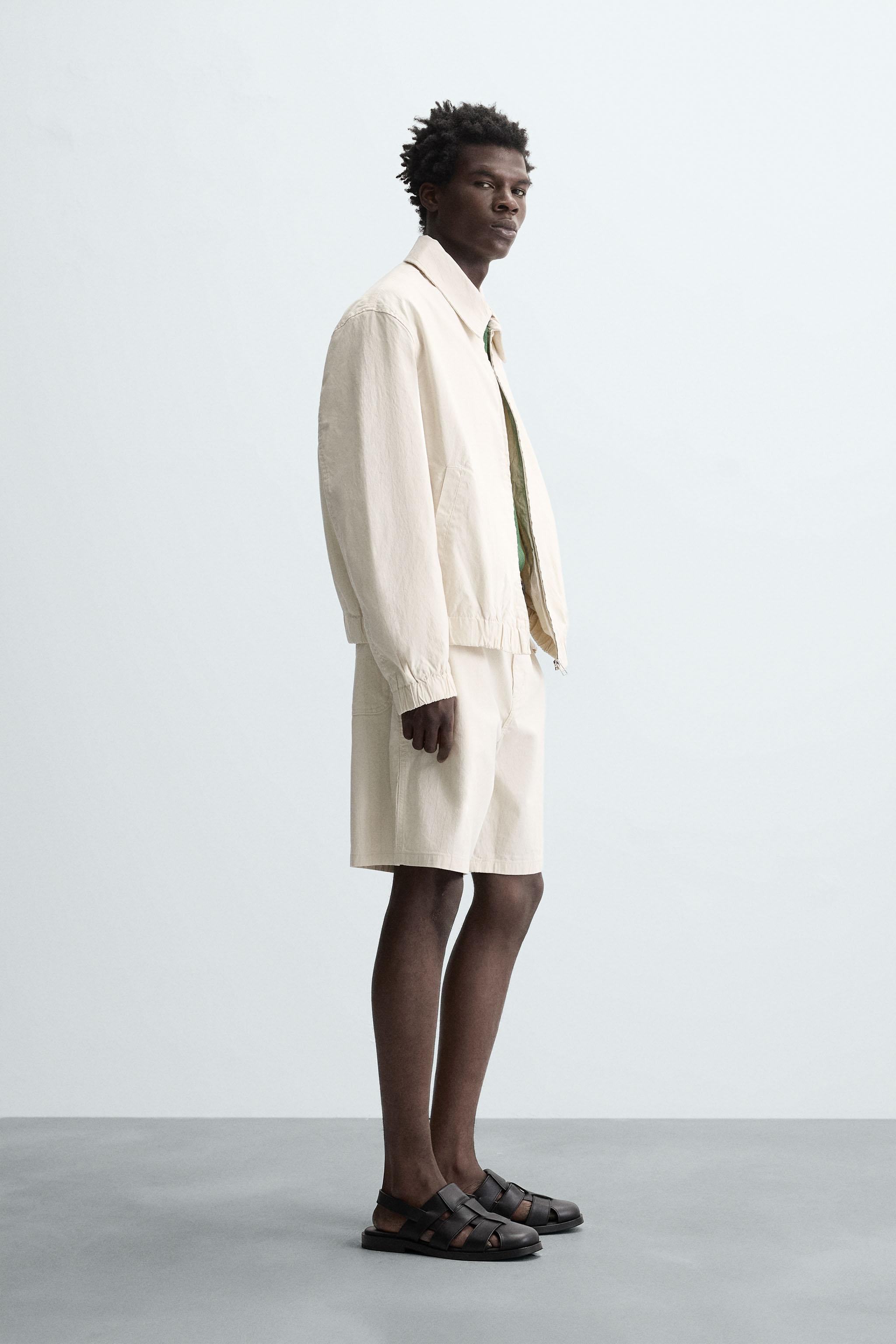 ZARA　スリット入りジャケット ZARA - スリット入りケープ ジャケット の通販 by ntj's shop