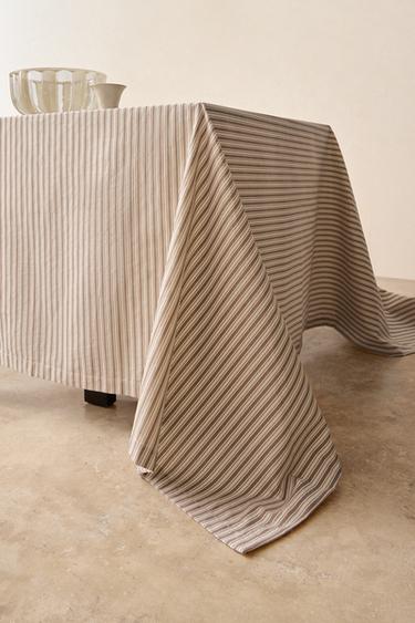 TOALHA DE MESA COM JACQUARD LISTRADO - Toffee da Zara