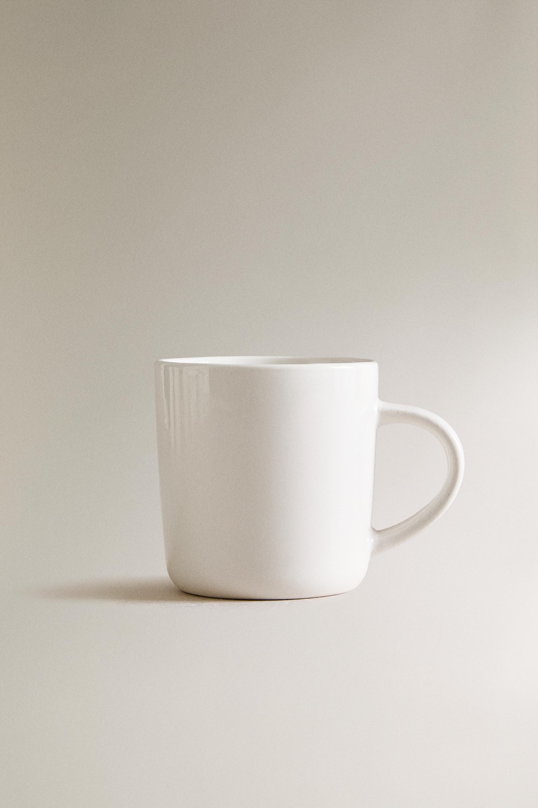 STONEWARE MUG — White
