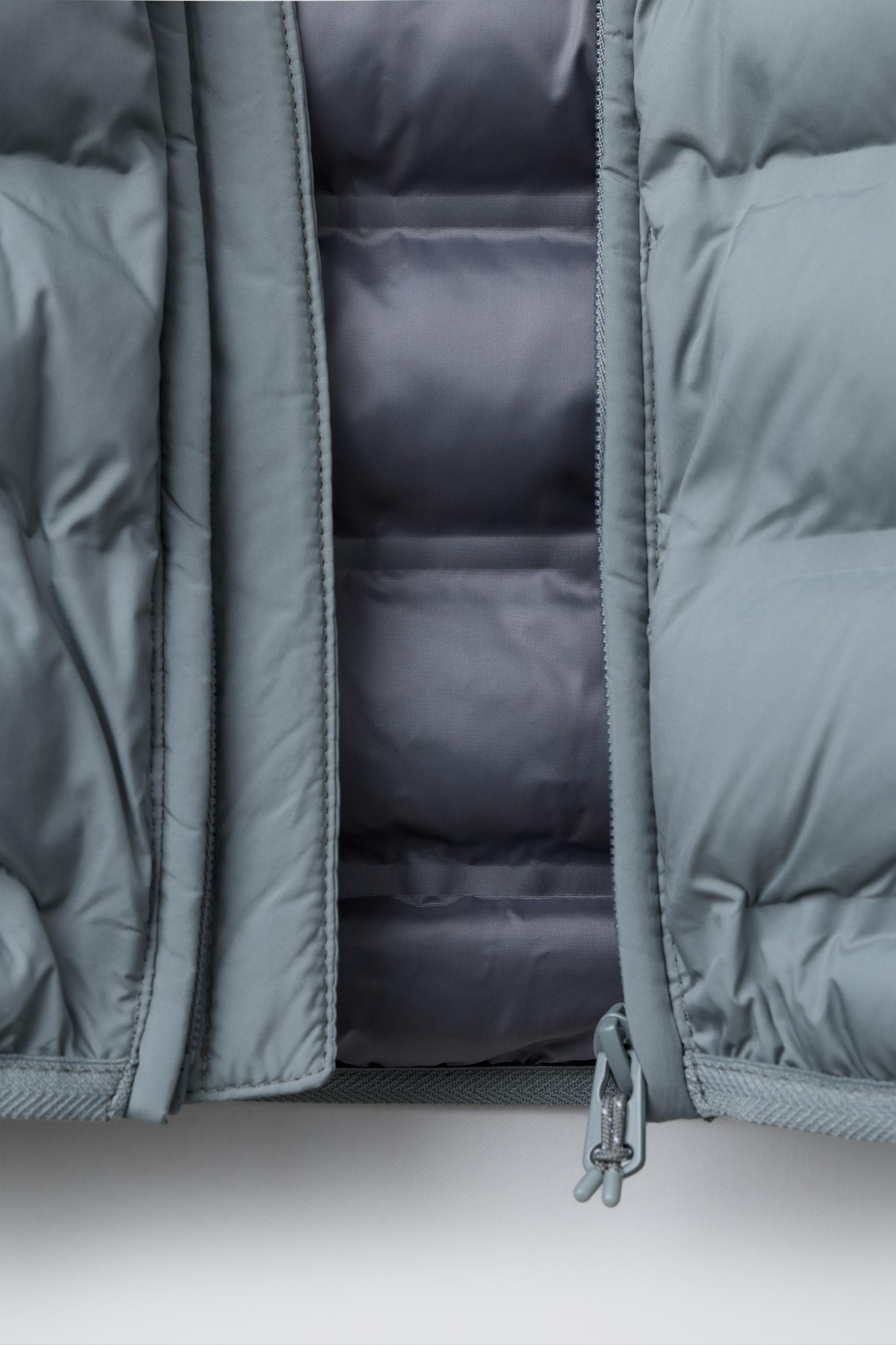 WATER REPELLENT ULTRALIGHT VEST