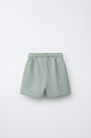 SHORT À BANDES LATÉRALES - Vert clair de Zara - Image 1