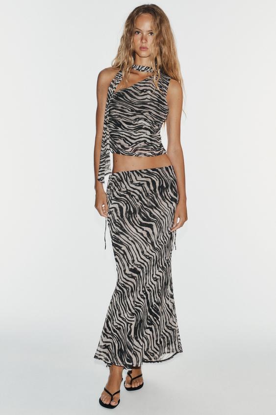 ANIMAL PRINT SCARF TOP - Zebra de Zara - Imagen 0