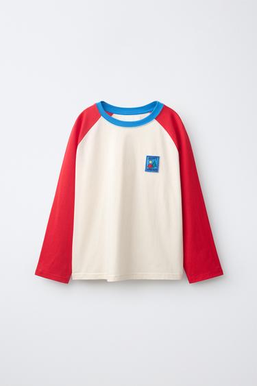 T-SHIRT DE MANGA RAGLÃ COM REMENDO - Vermelho da Zara