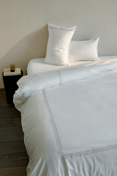 EMBROIDERED SATEEN DUVET COVER - Brown / Taupe by Zara