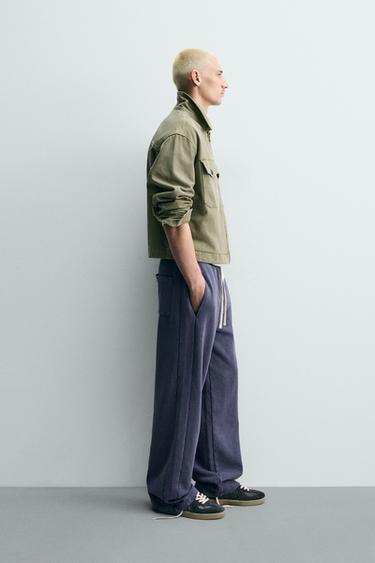 BLOUSON COURT COUPE AJUSTÉE AVEC PIÈCES - Kaki de Zara - Image 3