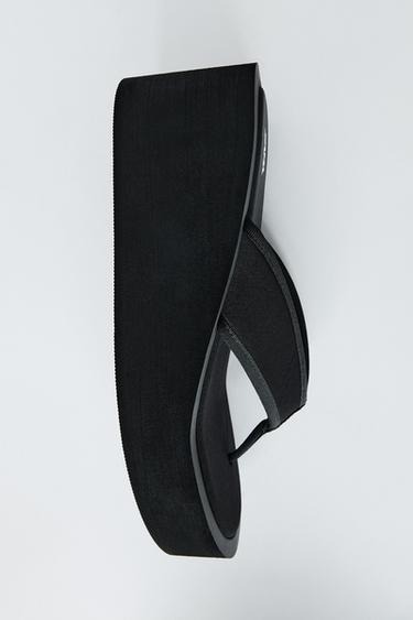 PLATFORMSANDALER MED KONTRAST - Sort fra Zara