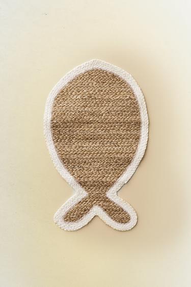 {navn} - {farge} for Zara