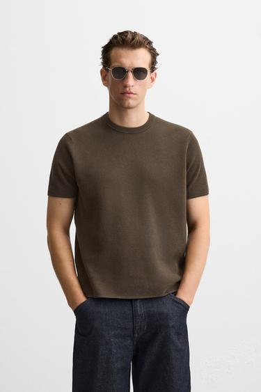 CAMISETA DE TRICÔ COM TEXTURA - Marrom da Zara