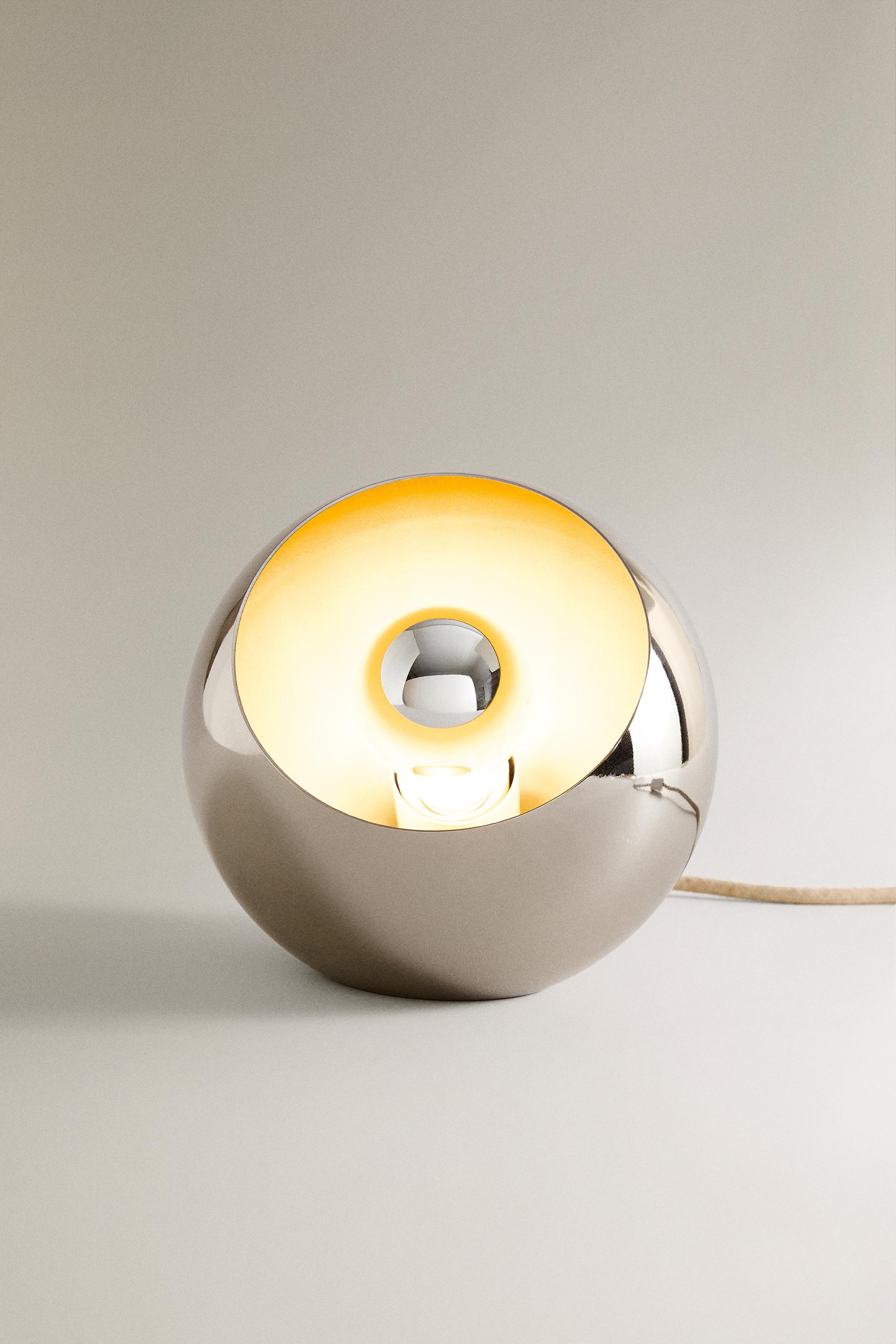 SEMI-SPHERE TABLE LAMP — Silver