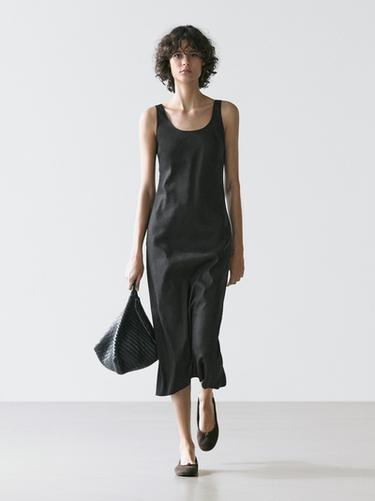 Zara Flowing round neck midi dress - Black