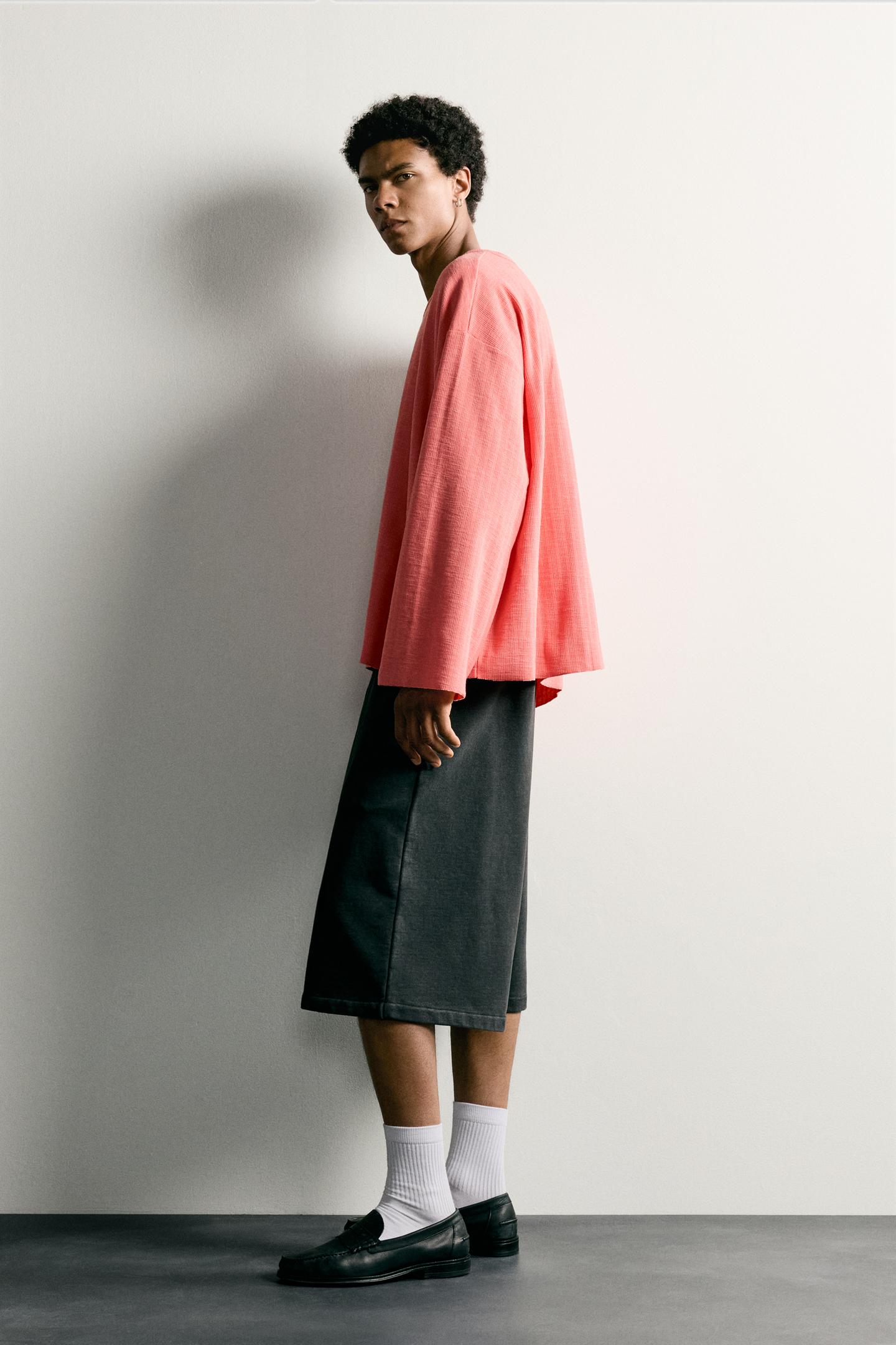 Мужская футболка Zara Relaxed Fit Long Sleeve, цвет: Коралловый — фото 4