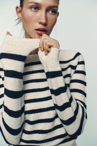 ストライプ柄ニットセーターサンド/ブルーZaraのストライプ柄ニットセーター - サンド/ブルー 
