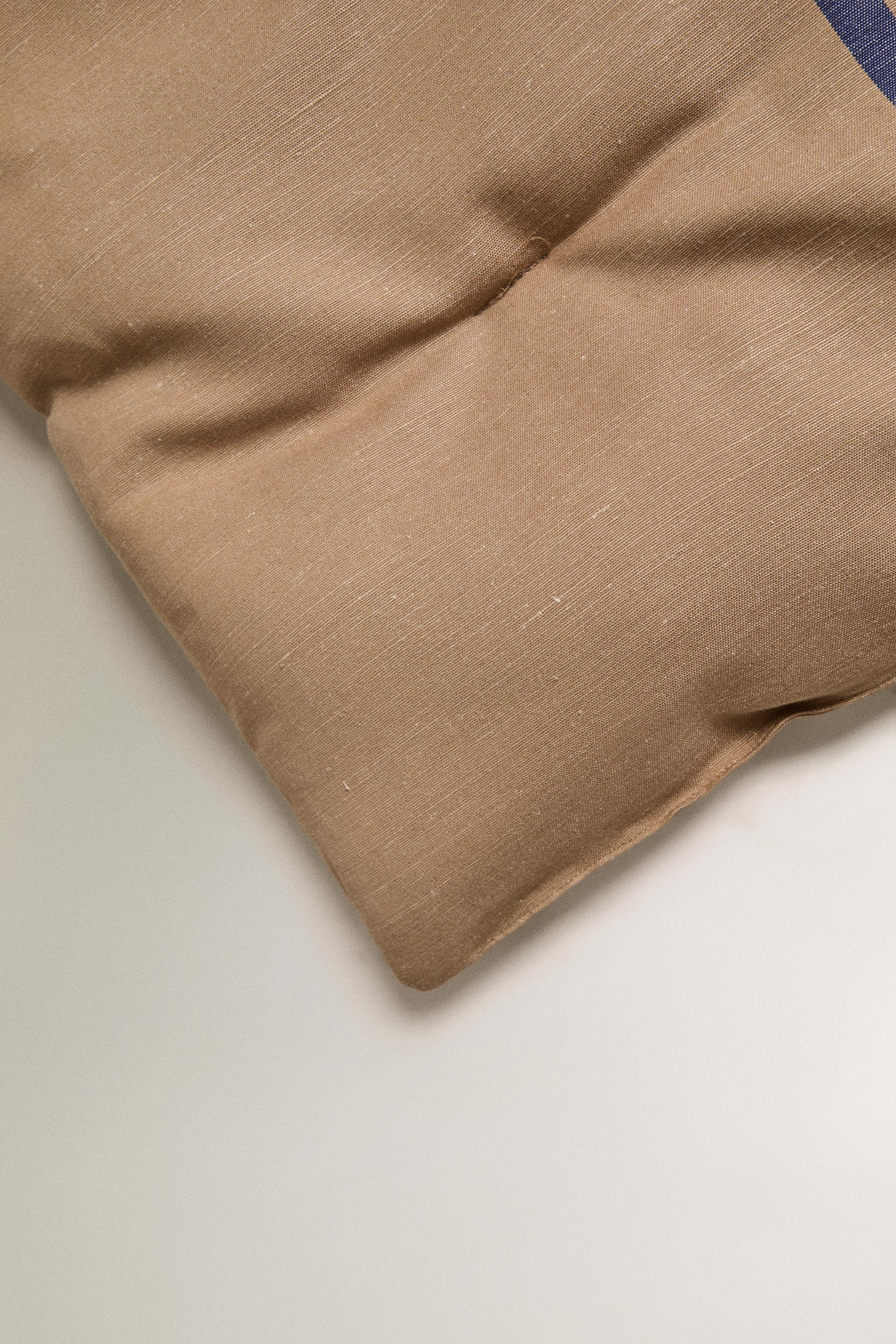 STRIPED LINEN AND COTTON TOPPER