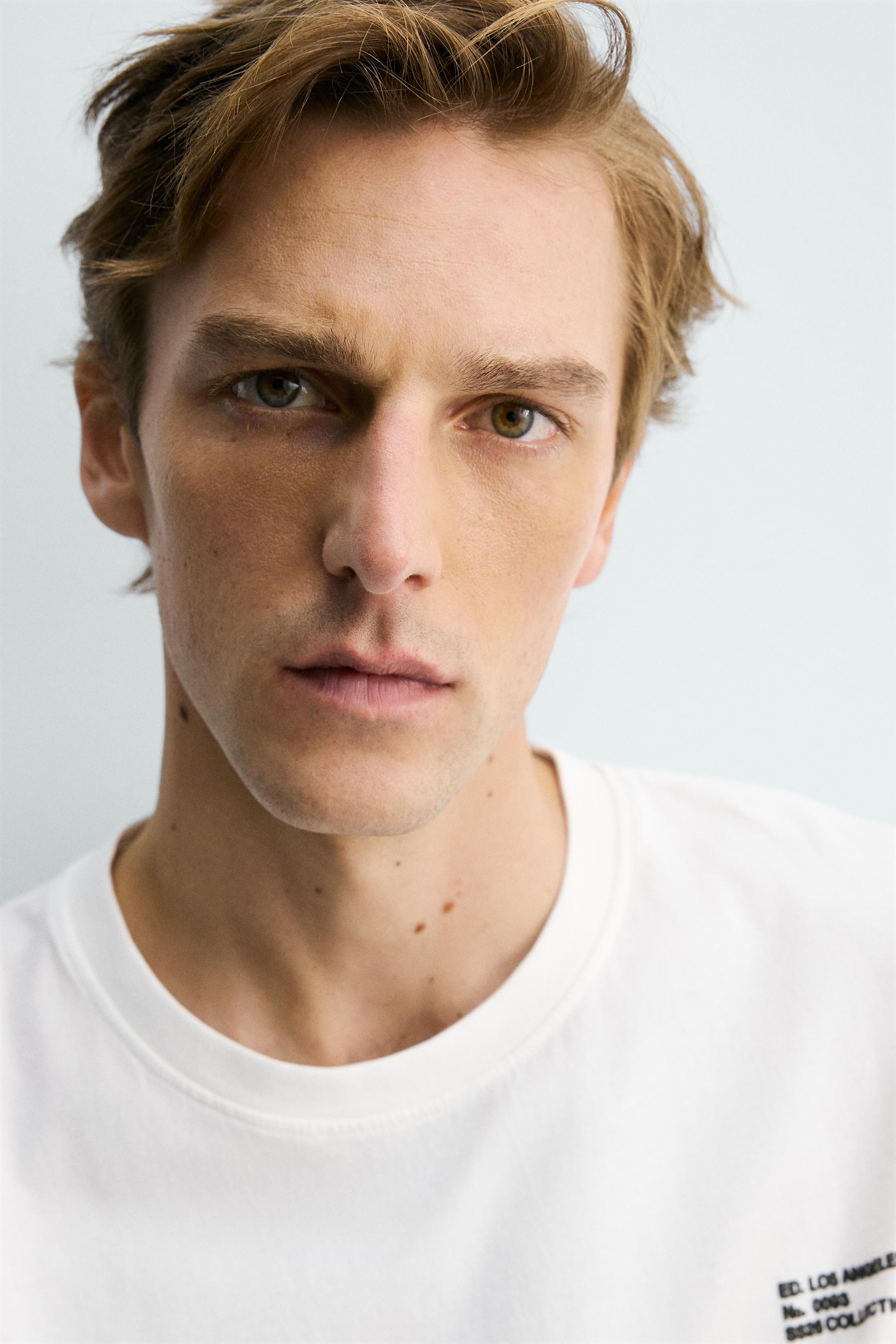 RELAXED FIT TEXT PATCH T-SHIRT
