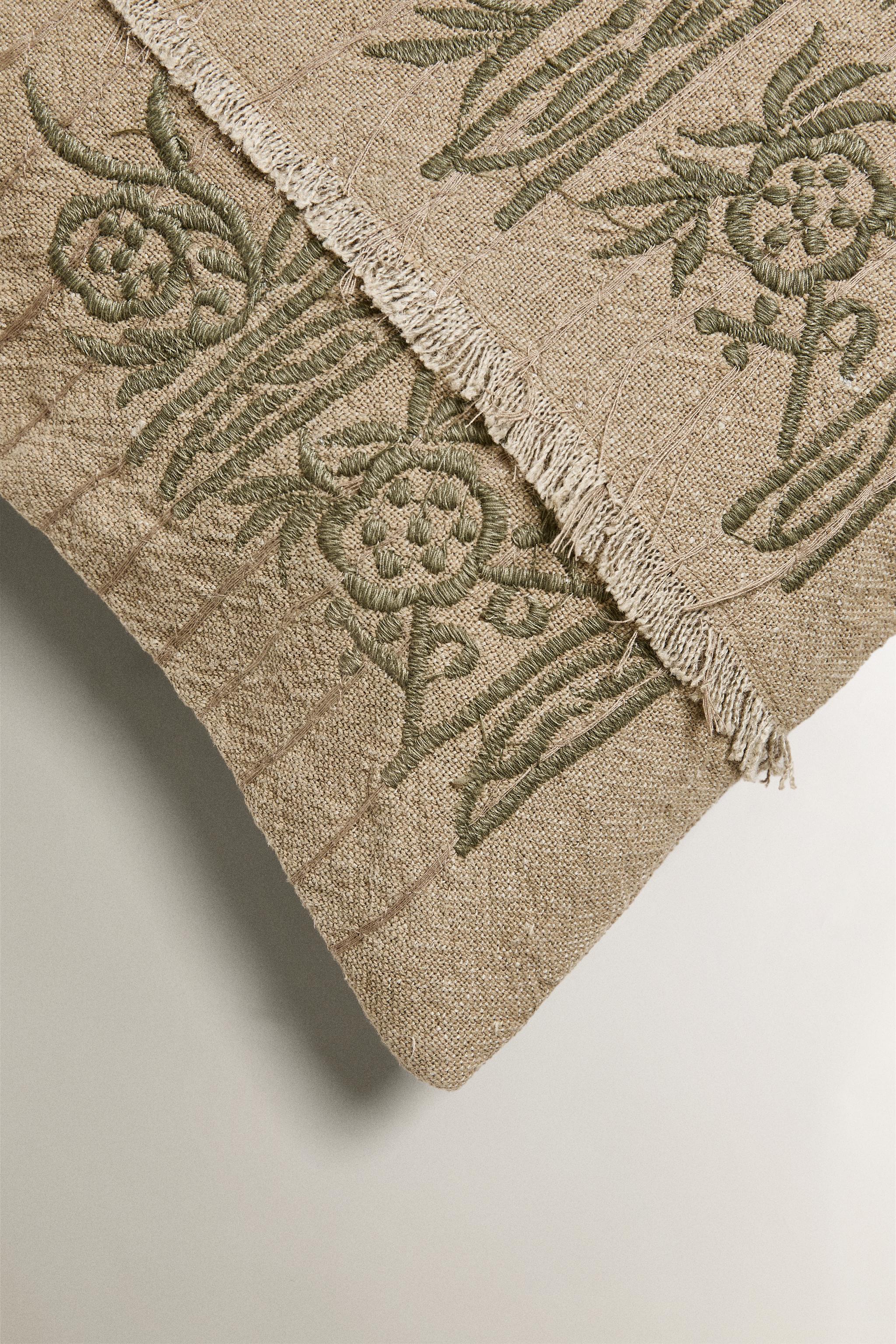 EMBROIDERED THROW PILLOW COVER