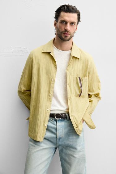 SKJORTE MED KONTRAST-STRIBER - lime fra Zara