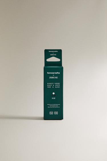Zara CRNO-BELA FOTOGRAFSKA TRAKA LOMOGRAPHY – raznobojno