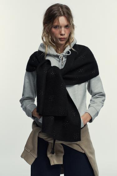 ШАРФ ИЗ ШЕРСТИ СО СТРАЗАМИ — ЧЕРНЫЙ от Zara