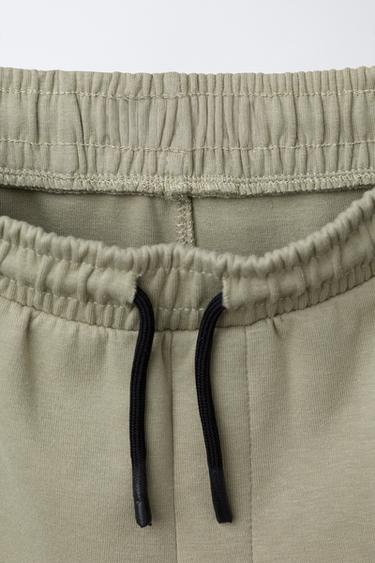 PANTALON JOGGING SPORTY - Vert gris de Zara - Image 3