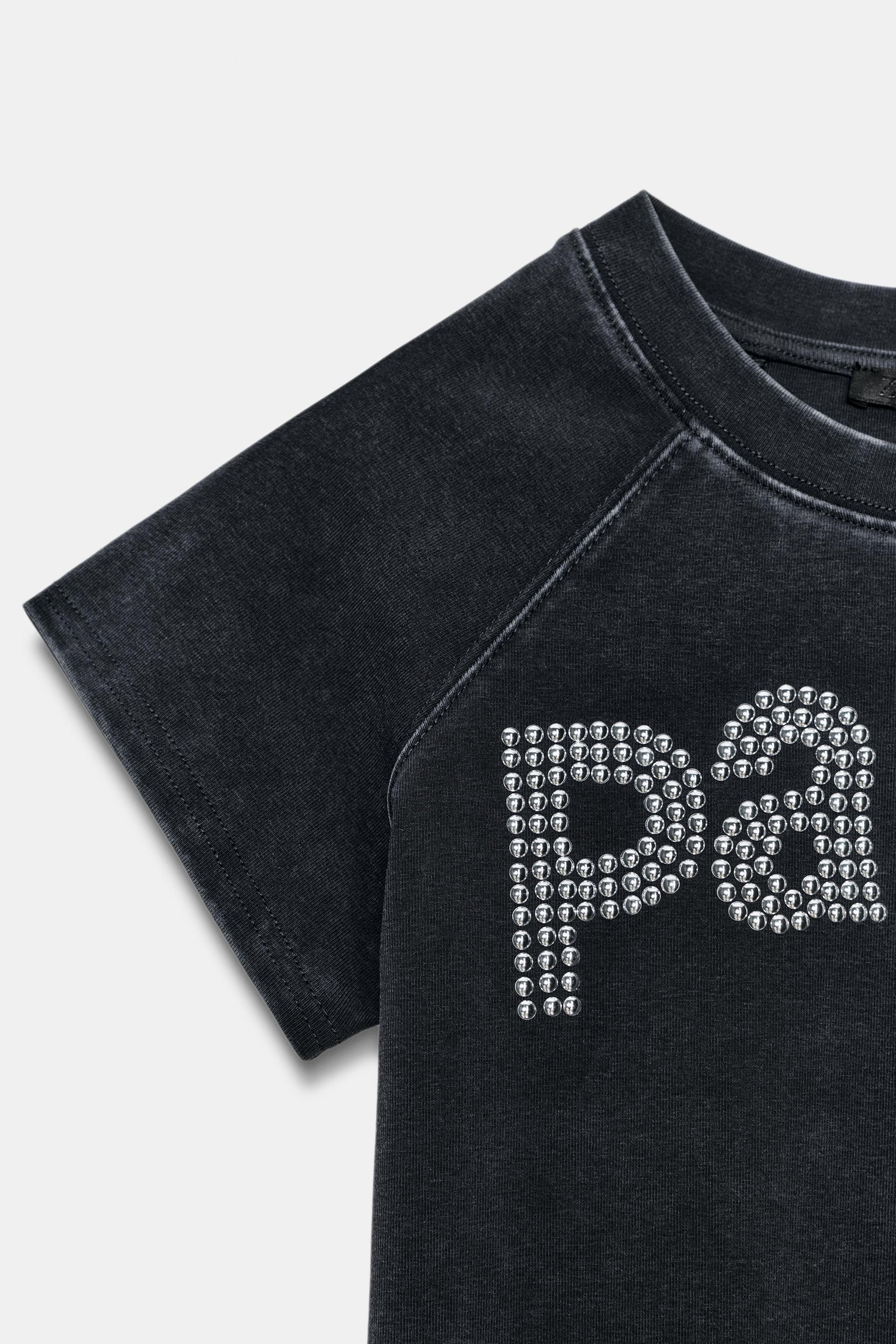 T-SHIRT EFFET DÉLAVÉ CLOUS