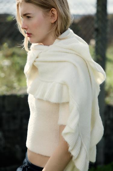RUFFLED KNIT SCARF - Ecru by Zara - Image 0