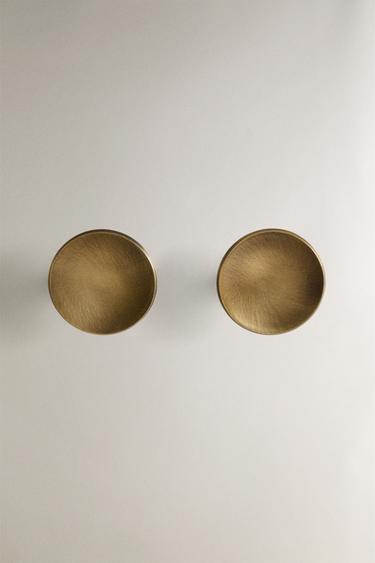 PACK OF ROUND BRASS DOOR KNOBS (PACK OF 2) - Golden by Zara