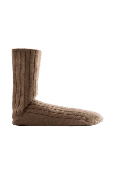 CHAUSSETTES CACHEMIRE SEMELLE CUIR - Gris taupe de Zara