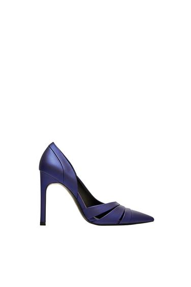ASYMMETRIC HIGH HEEL COURT SHOES