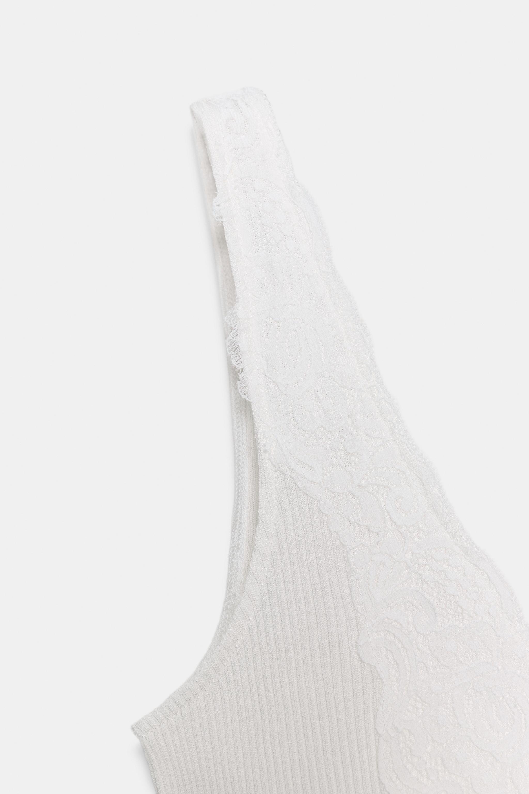TOP CANNELÉ DENTELLE