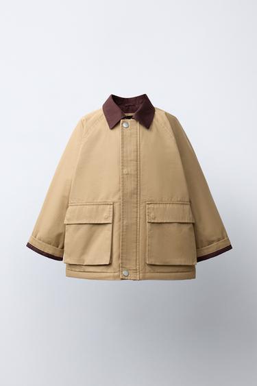 Chaqueta con cuello contrastante