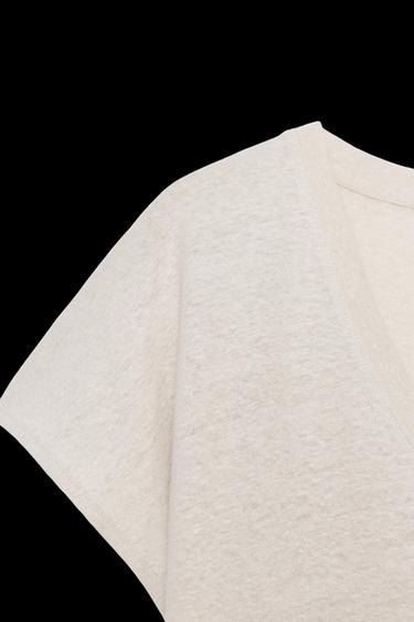 CAMISETA CON ALGODÓN - LINO - Arena de Zara