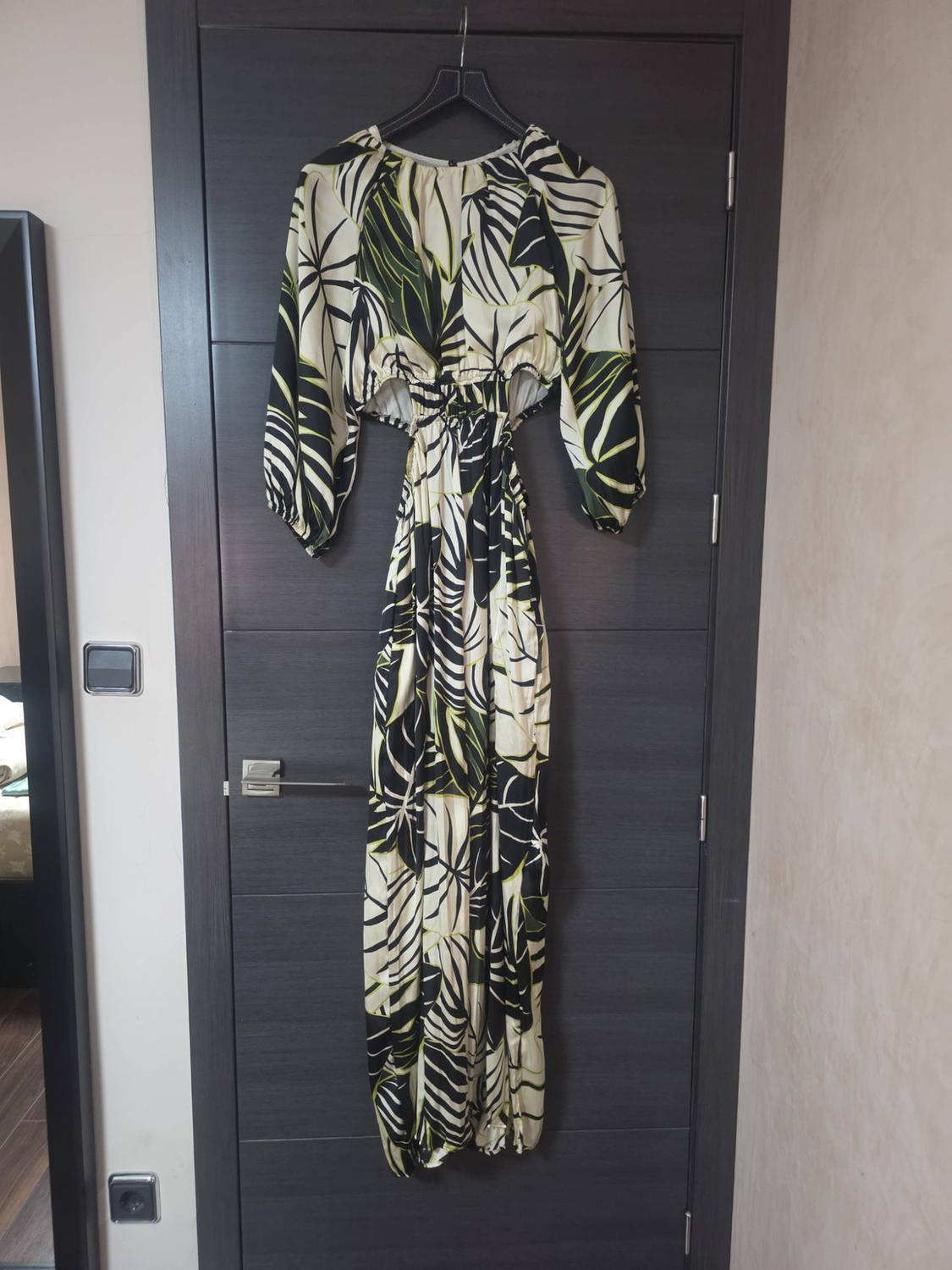 CUT-OUT TROPICAL PRINT JUMPSUIT