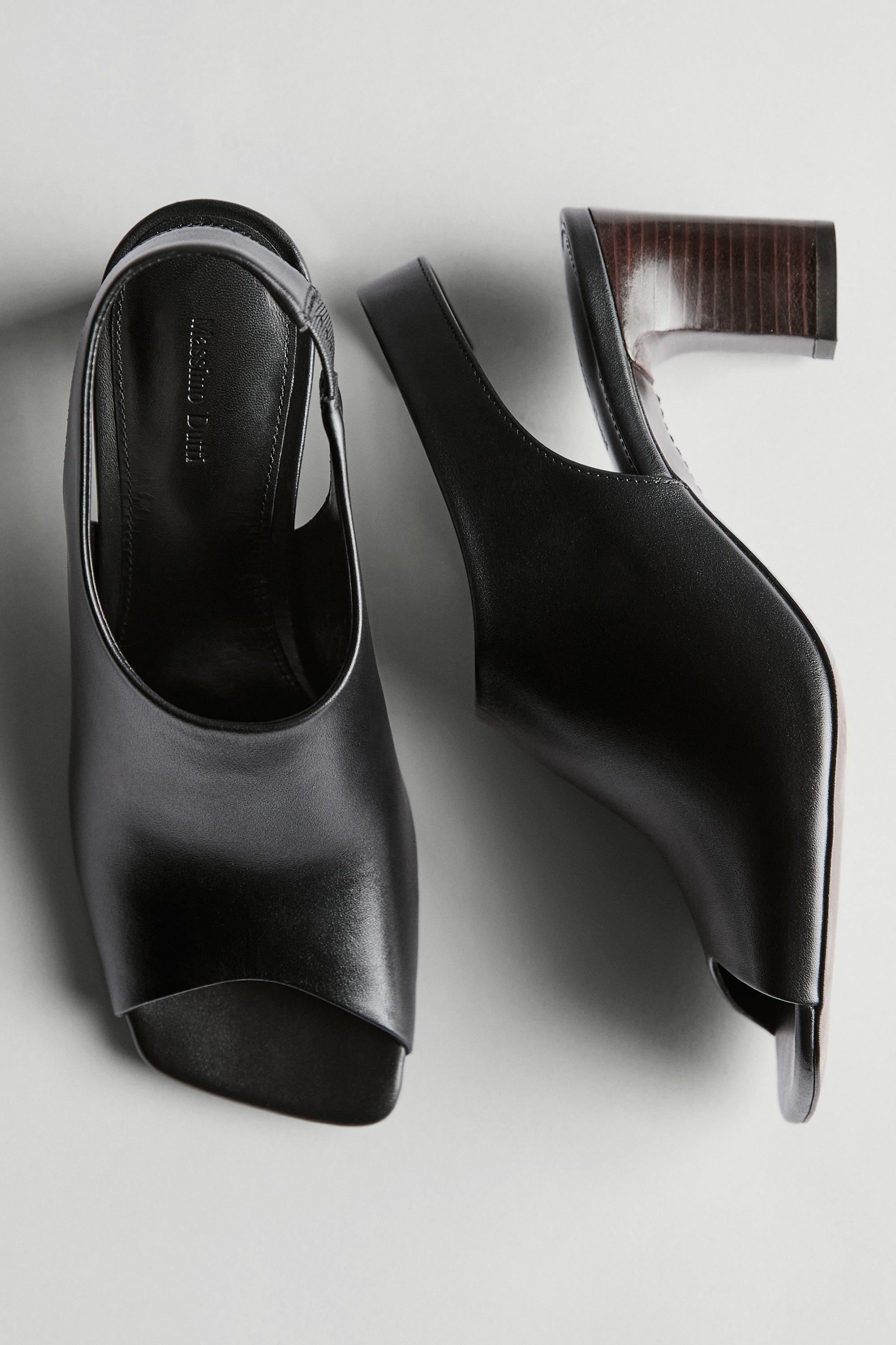 Sandale cuir talon large