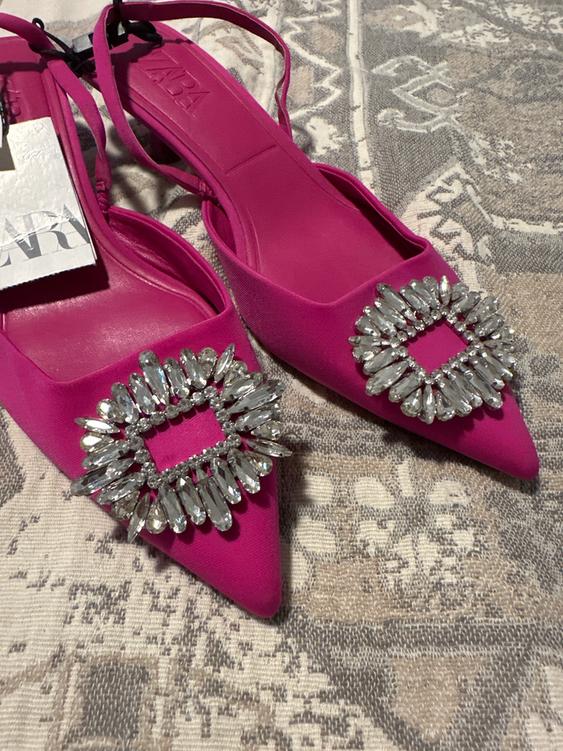 SHIMMERY SLINGBACK HEELS - Image 4