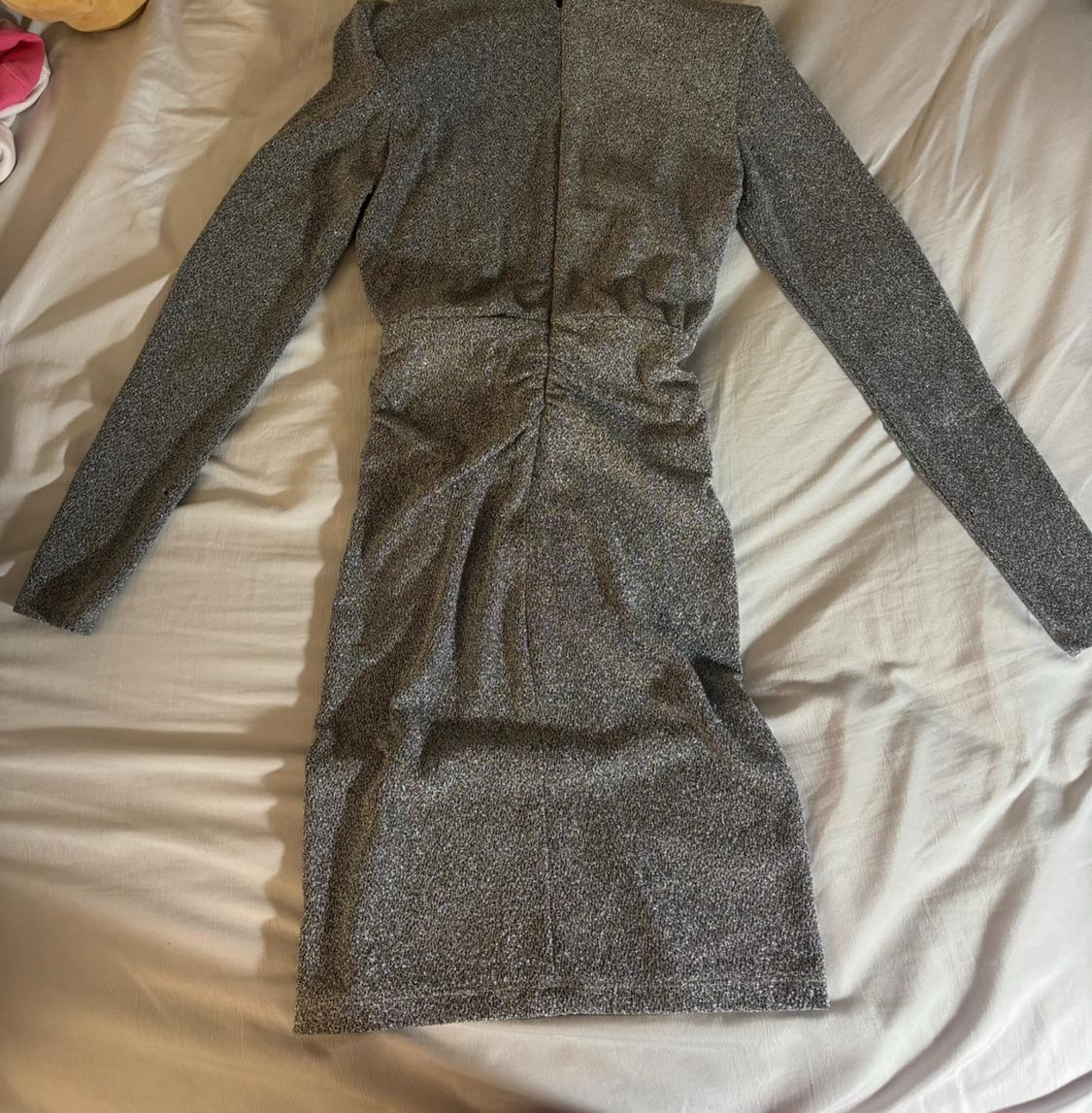 DRESS WITH METALLIC THREAD