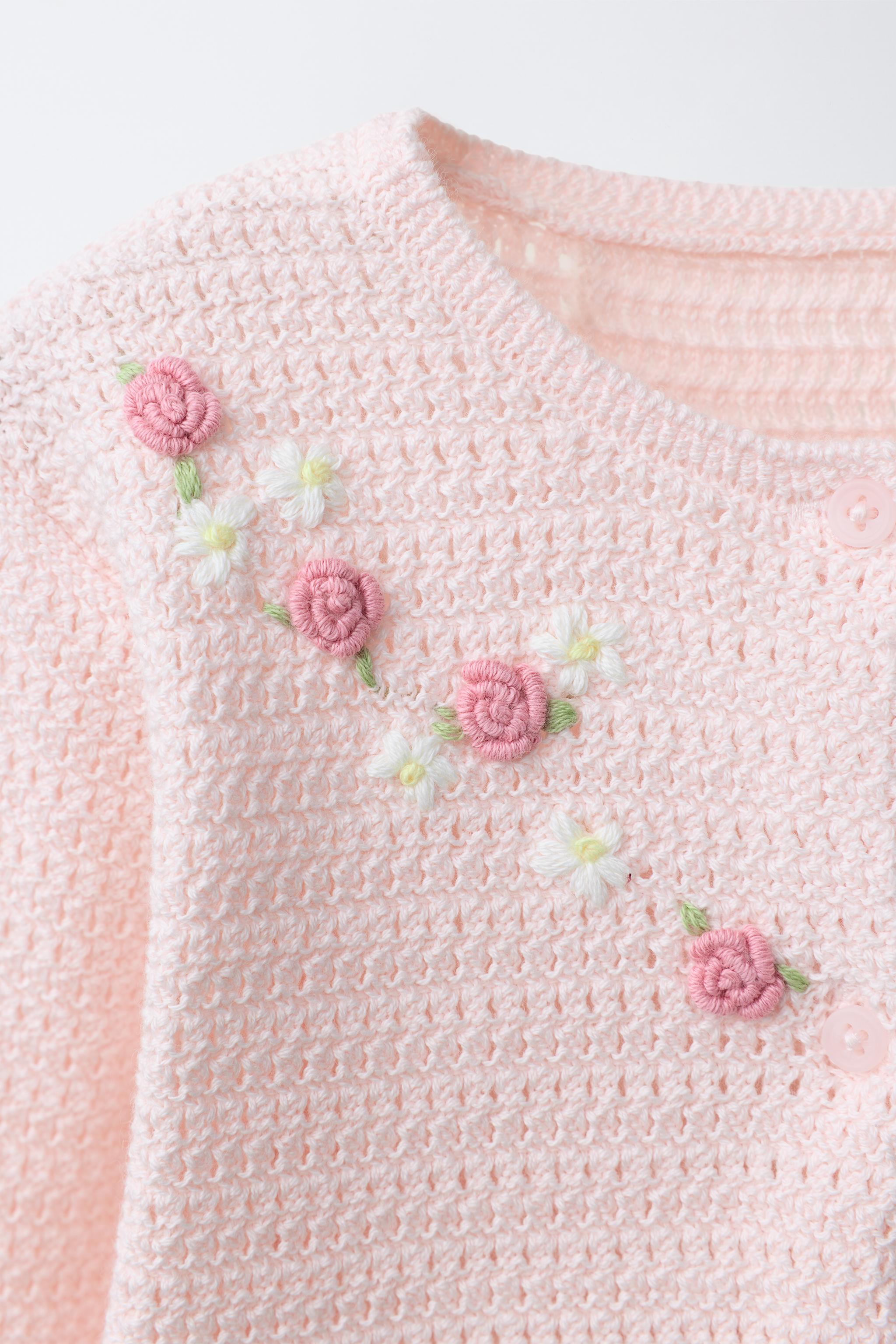 FLORAL EMBROIDERY KNIT CARDIGAN