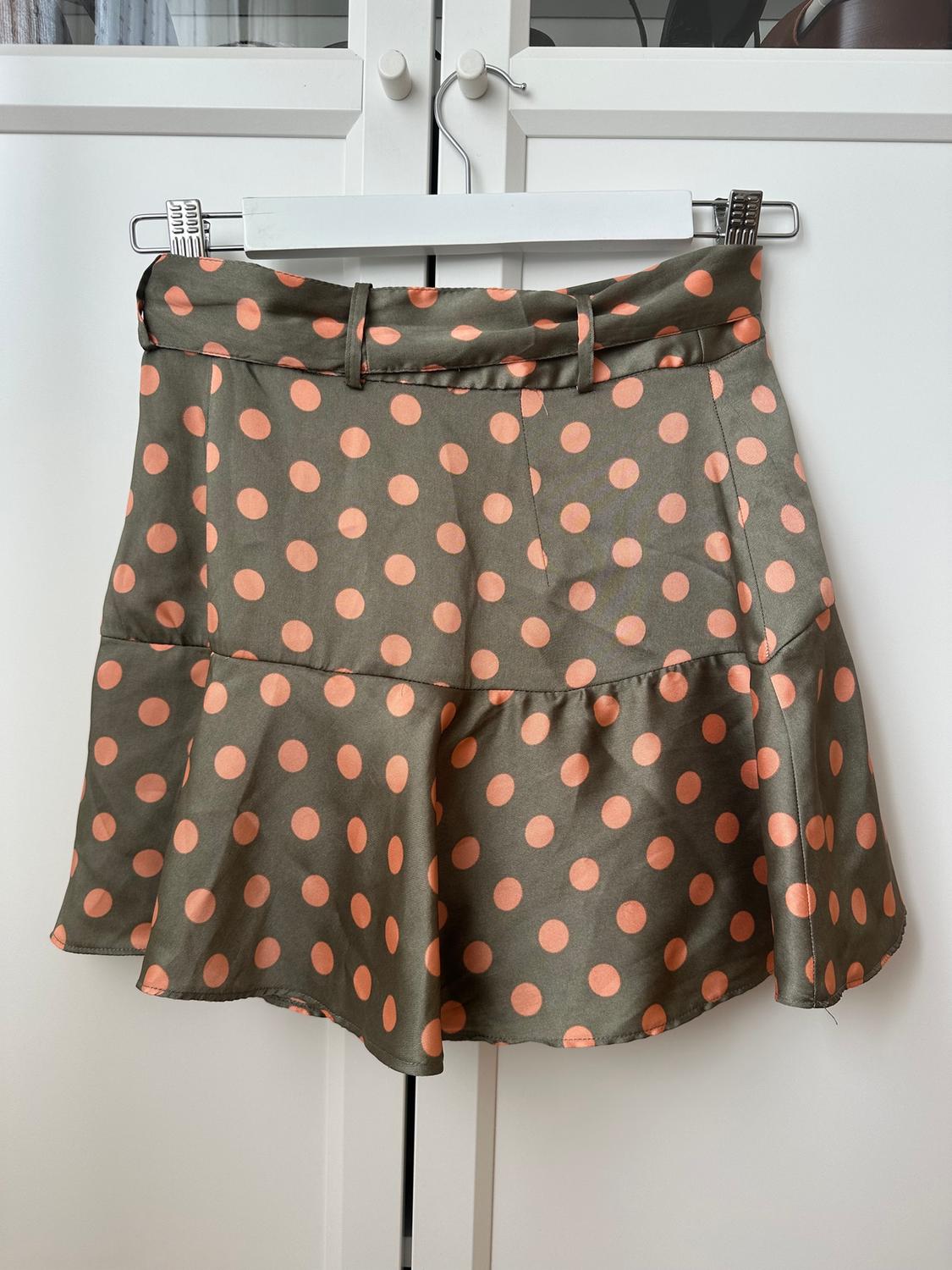 POLKA DOT BERMUDA SKORT - Image 5