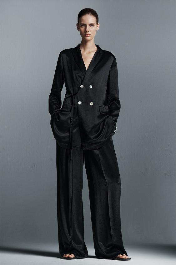 СТРУЯЩИЙСЯ ДВУБОРТНЫЙ БЛЕЙЗЕР — ZW COLLECTION — ЧЕРНЫЙ от Zara — изображение 0