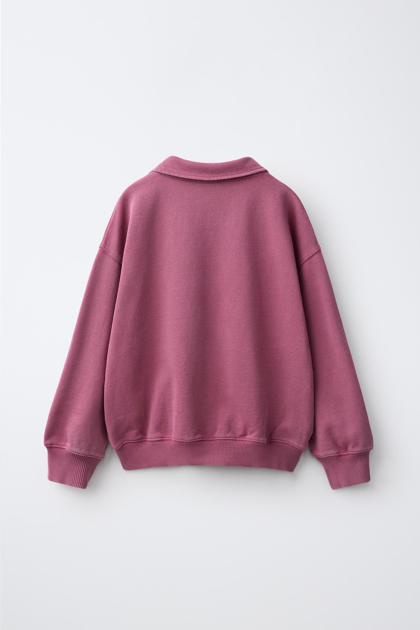 Детский свитшот Zara Text-Print Polo-Neck, цвет: Баклажановый — фото 2