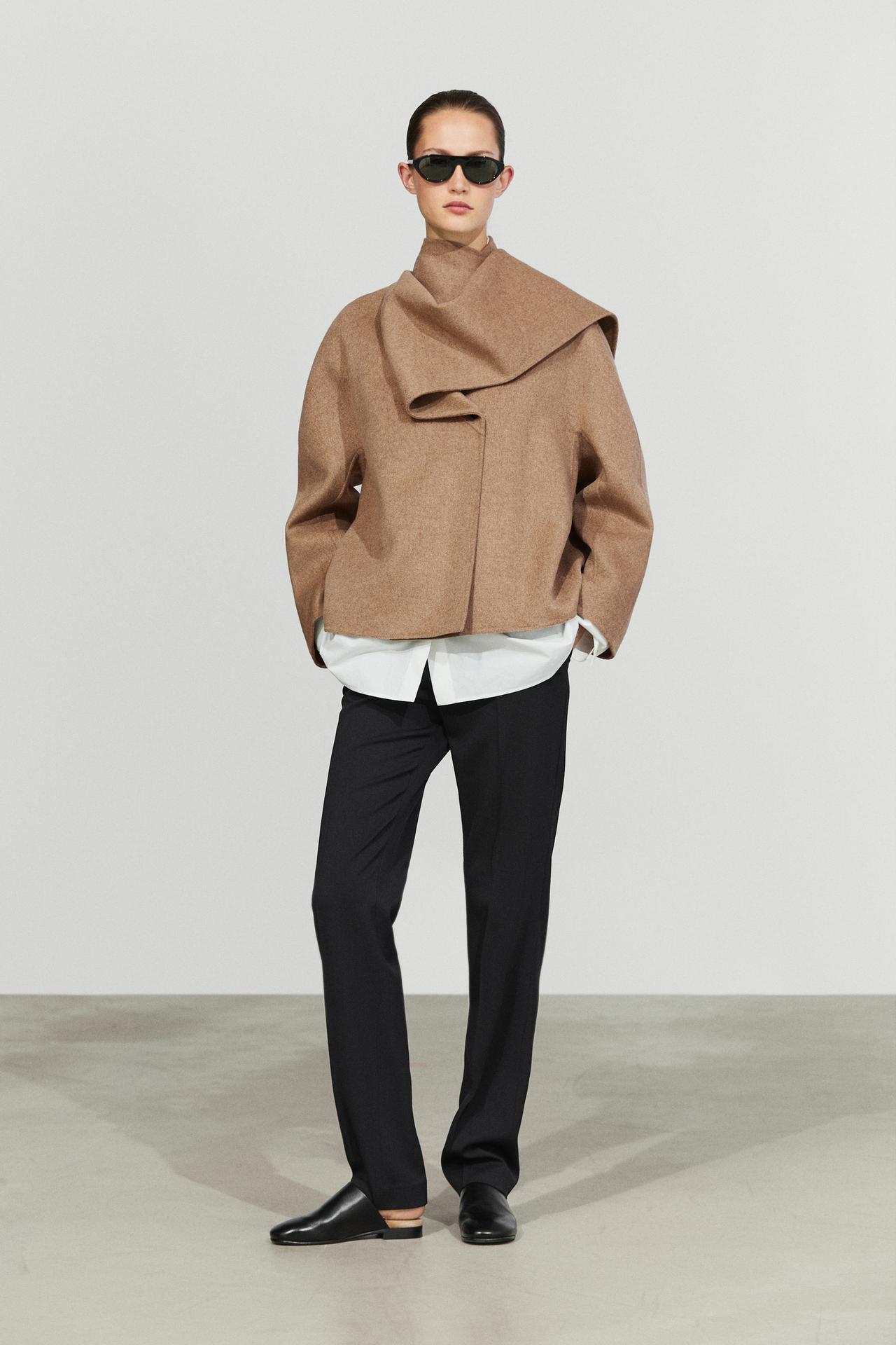 Short coat with scarf detail — Black gold