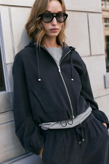 جاكيت بومبر مع غطاء رأس - رمادي أنثراسايت الخاص بـ Zara