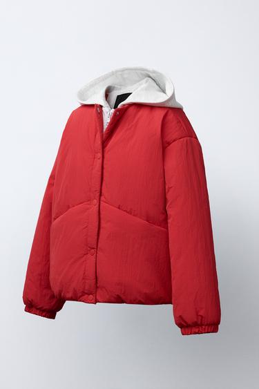 BLOUSON REMBOURRÉ À CAPUCHE EN MOLLETON - Rouge de Zara - Image 1