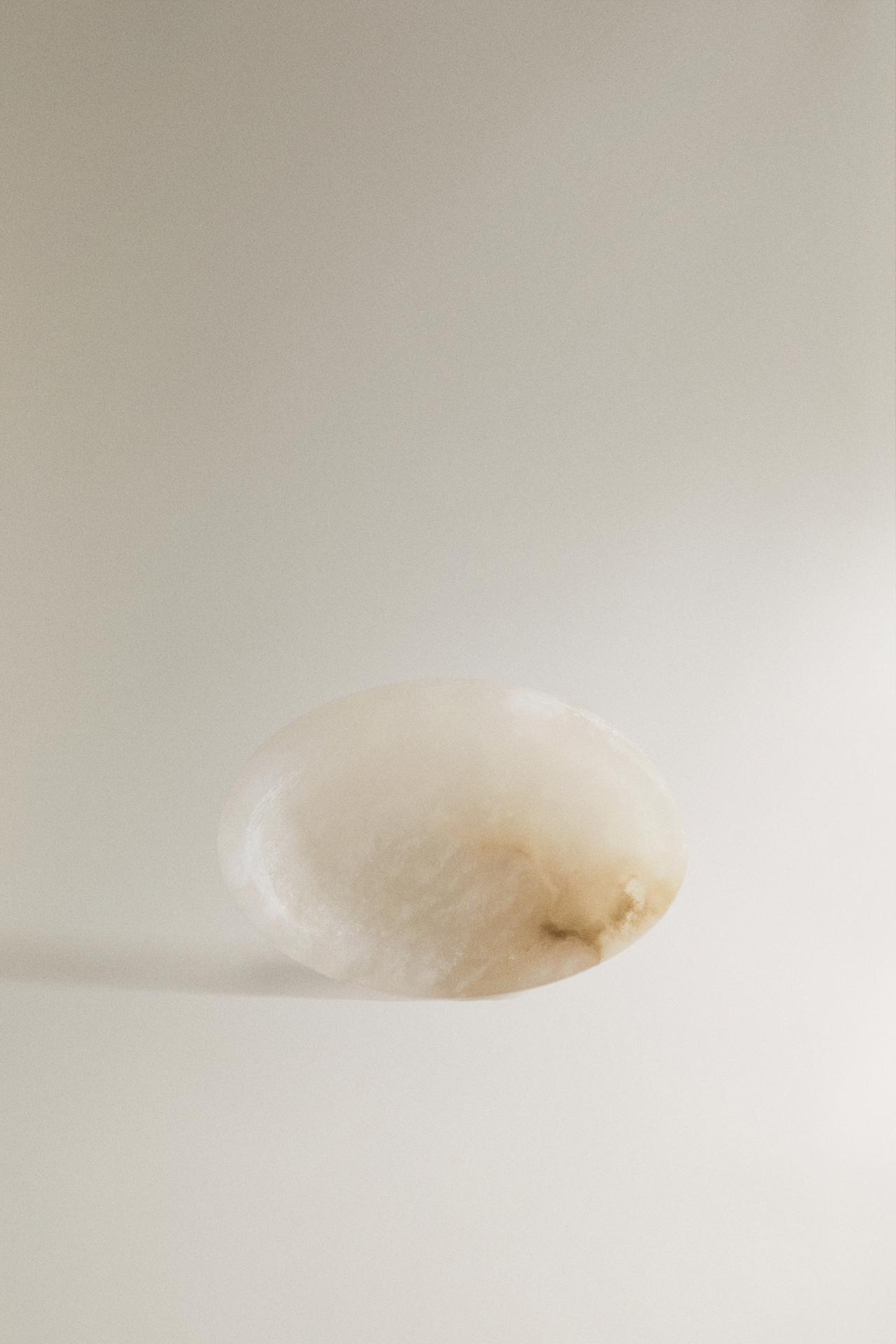 ALABASTER BATHROOM SOAP DISH — White