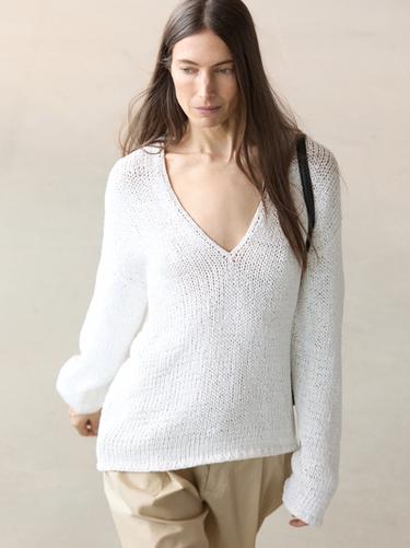 Jersey punto calado cuello pico - blanco de Zara
